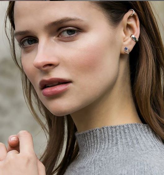 Valani 18K White Gold Rive Sapphire Earring